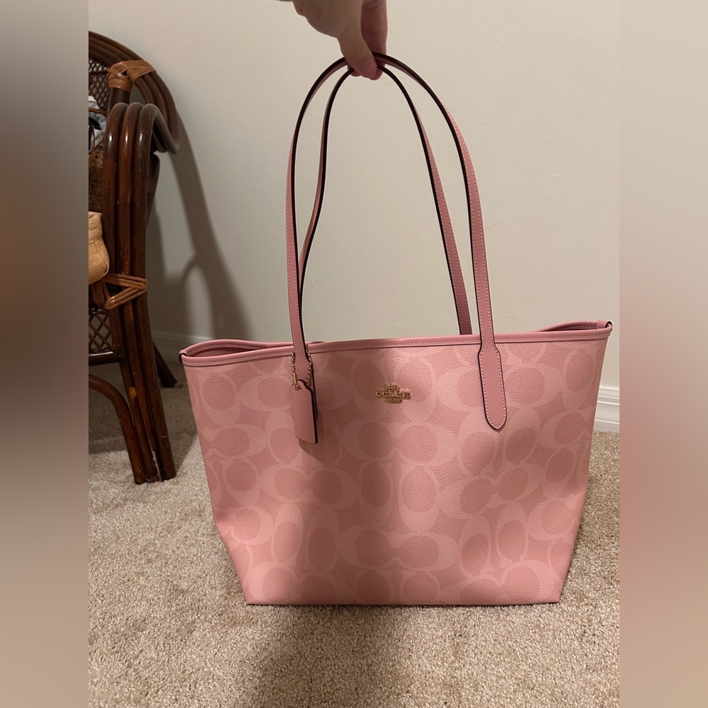 Coach Powder Pink City Tote